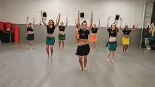 Matatini mou dance studio #matarani #dancepractice #dancestudio #tahiti #dancer #dance @firstlady