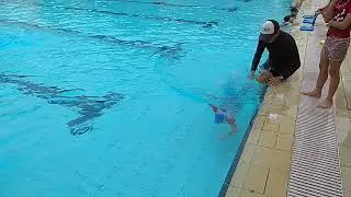 Mike's taking SwimSafer stage 1 test - 20181117(1)
