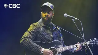Ahi performs 