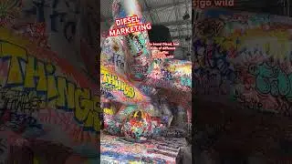 👑 GRAFFITI MARKETING 👑 Diesel used 100s of Graffiti Artists 4 a HUGE show 🤔 #Graffiti #Graffitiart