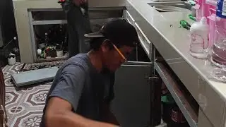 Full Package Hanging and Under sink Cabinet (first day Baklas)