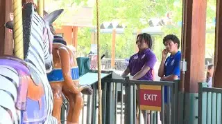 Zoo guests, animals work to keep cool in heat wave