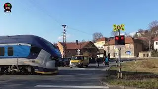 Železničn&iacute; přejezd Z&aacute;dveřice [P8257] - 16.11.2018 / Czech railroad crossing