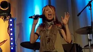 Emma King @ Cottingham Civic Hall - 22 - 09 - 2018 @emmakingmusic
