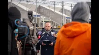 Cięcia w rozkładach SKM oraz KM - konferencja prasowa wiceprezydenta Tomasza Bratka