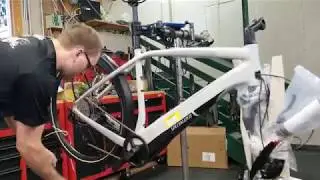 Specialized Vado 4.0 unboxing and build