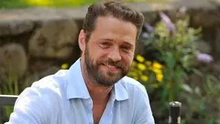 Jason Priestley Suffered Concussion After Horse Accident on Set
