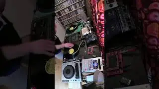 Moschops Original Juggling Skills #scratchrecords #dj