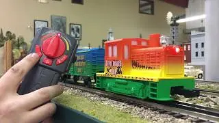 Lionel Junction Dinosaur Diesel LionChief Set