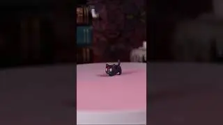 This Megumin comes with a lil Chomusuke 🥺🐈&zwj;⬛
