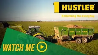 Hustler CF1750 with a Centre Feed silage wagon: Feeding maize in New Zealand