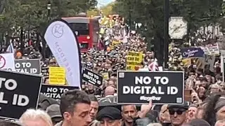 🚨Anti-Digital ID Protest Fills Central London