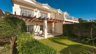 Superb 3 bedroom townhouse in Mijas Costa - &euro;459,000