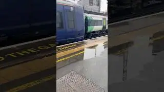 Class 375 & 377 action at Clapham Jctn #train #fyp #shorts #shortvideo #trainspotting #viral #auto