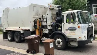 Randy&rsquo;s Autocar New Way Sidewinder Garbage Truck