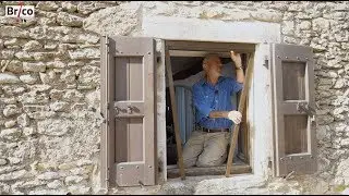 Poser une moustiquaire sur une fenêtre - Tuto brico avec Robert