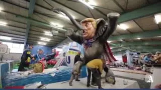 Das Zerlegen der Motivwagenfiguren