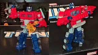 New Transformers Optimus Prime united legacy G1 action figure quick look