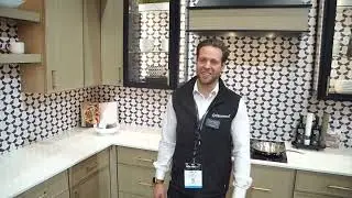 KBIS / IBS 2025 - Fabuwood - Galaxy / Desert Oak