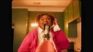 Lea Grace - twenty-five - The Kitchen