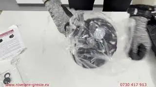 Ventuza profesionala cu pompa de vid si manometru pentru ridicare materiale grele FA1003