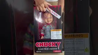 🩸 Chucky Is Back! 15-Inch Talking Mega-Scale Doll Unboxing 🔪