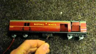 OO Hornby Dublo 3 Rail tinplate Mail Coach being tested - opening doors working!