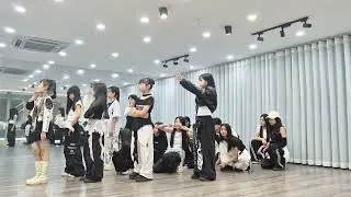 A little sneak peek into our dance class #trending #fyp #viral 