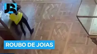 Imagens in&eacute;ditas de roubo de joias do Museu do Louvre s&atilde;o divulgadas