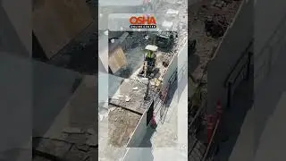 When workers don't like each other😅| Unsafe Act | OSHA | Construction Site | Hazard |  #oshaapproved