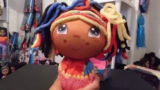 Flip Zee girl doll review