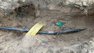 Digging To Find The Water Line So We Can Fixed It Before Winter 🥶🇸🇪 #digging #countryside