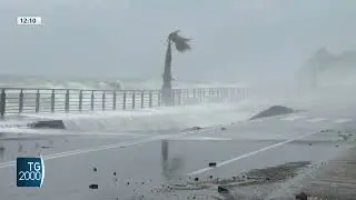 Allerta maltempo sull'Italia. Venti di burrasca e mareggiate al sud