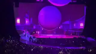 Ariana Grande - 7 Rings Live at the O2 Arena 17th August 2019