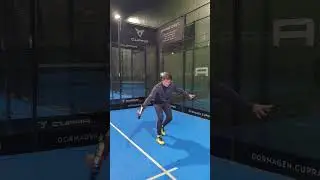 Padel backhand trick