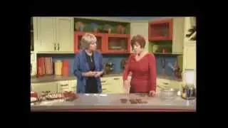 Paper Casting on Paula Sands Live