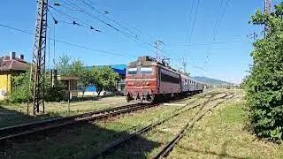ПВ 30182 Дъбово - Карлово с 44126 заминава от гара Казанлък