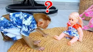 What is this? Polee stunk of cute doll with wonder.