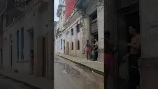 #travel #havana #vlog #cuban #walkingtour #habana #havanacuba #street #tourism #lovecuba