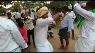 Yadav kolupulu Ravinuthala yada