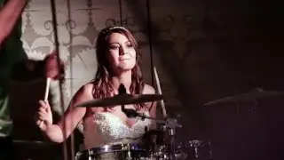 Drummer bride - Driulia & The MOB