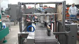 Hamrick Manufacturing &ndash; wolnostojący rozdzielacz pasa ruchu z serwomotorem (HD)