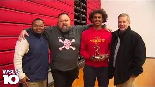 1st and 10 Trophy Tour: Lord Botetourt&rsquo;s Jakari Nicely