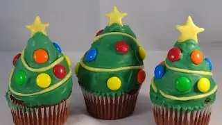 Christmas Tree Cupcakes - with yoyomax12