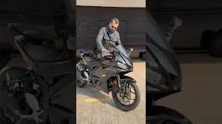 Звук выхлопа Yamaha R3 2024 года выпуска