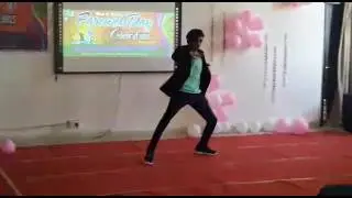 na ja na ja mitra to door dance performance