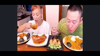 Funny video husband and wife eating food 🤣#funnyvideos #funny 🍖🍗#subscribe #views #shortvideo 🫕
