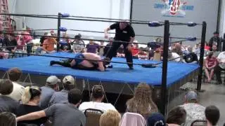 Magic of Wrestling - Tatt2 vs Justin 