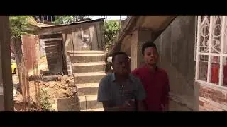 ELOW'N - DOUCEMENT OH !! dans la vie de David8 w/ DouzeGB et Ali KAS