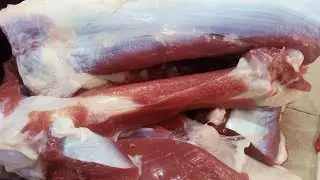 incredible mutton chonp cutting skills Mohammed Saeed mutton beef  chicken shop Karachi